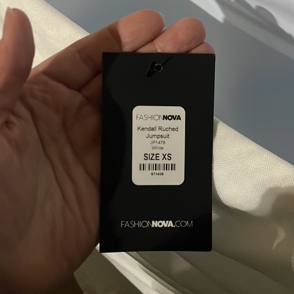 Off the shoulder jumpsuit - Picture 7 of 8